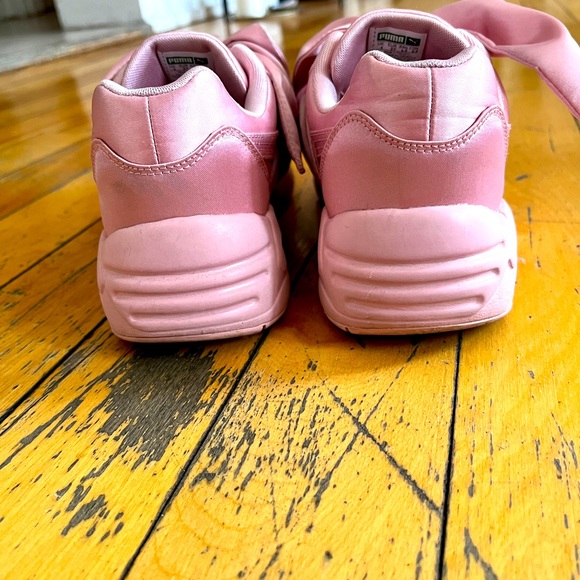 Fenty X Puma bow sneaker - Picture 5 of 6